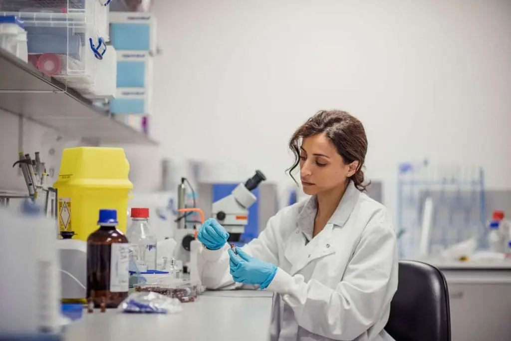 Laboratory professional analyzing samples for different types of MRO drug tests